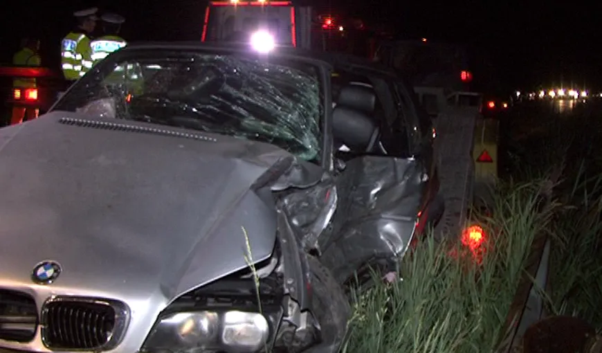ACCIDENT provocat de un puşti de 16 ani, băut la volan: două persoane au ajuns la spital