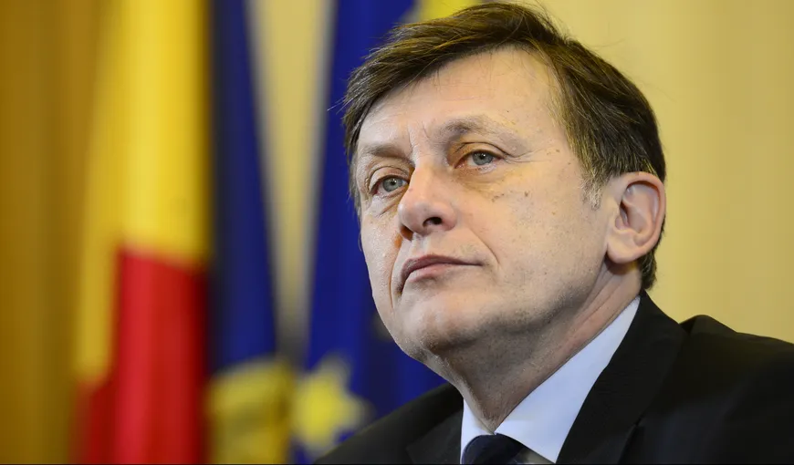 Crin Antonescu, întrebat dacă Cioloş ar putea ajunge liderul PNL: „Sigur că da”. Ce spune despre viitorul politic al lui Ponta