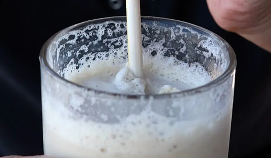 De ce e bine să pui usturoi în lapte