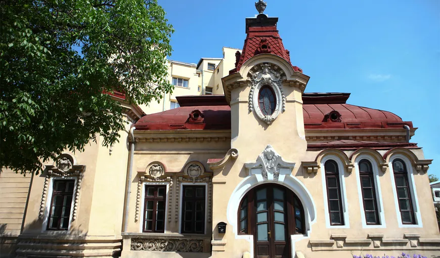 Casa Dinu Lipatti din Bucureşti, scoasă la vânzare. Ce preţ cere proprietarul