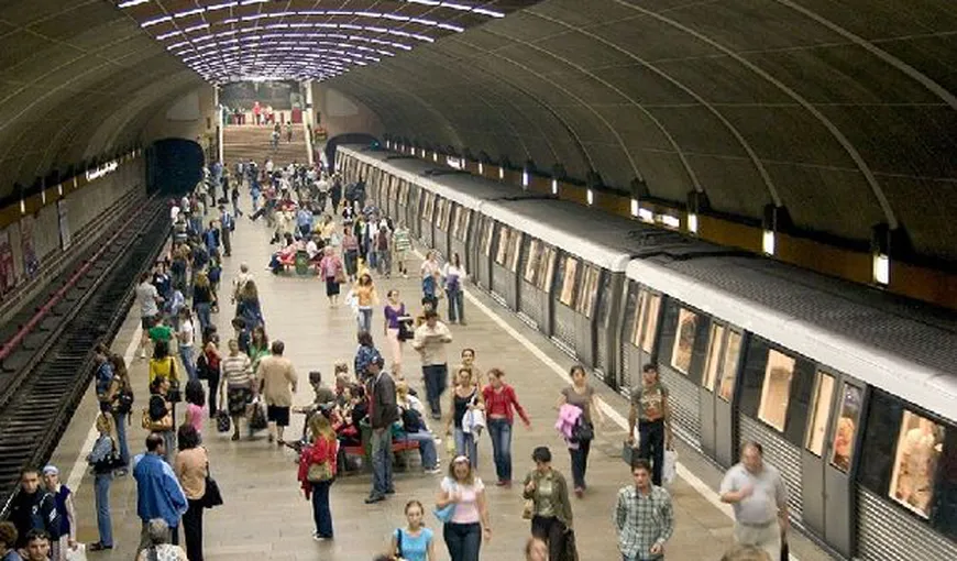 MODIFICĂRI IMPORTANTE în toate staţiile de metrou din Bucureşti. Ce va instala Metrorex pe peroane
