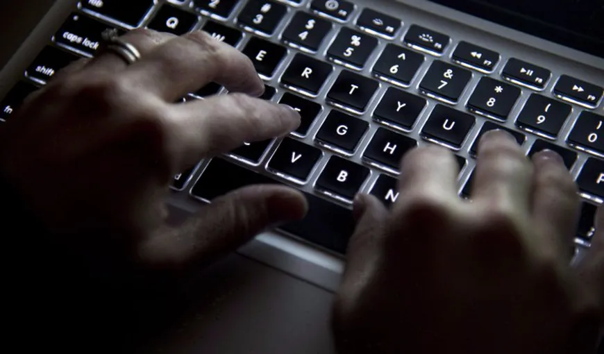 Poliţia din Canada cere adoptarea unei legi care să permită obţinerea parolelor de acces pe internet