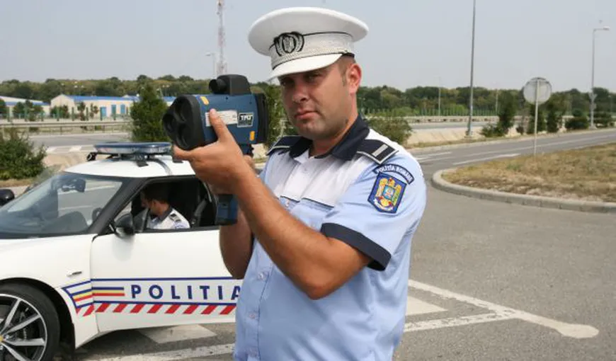 Şofer prins pe Autostrada Turda-Borş în timp ce conducea cu 208 kmh