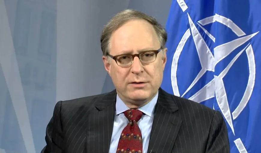 Secretarul general adjunct NATO: Suntem îngrijoraţi de eforturile Rusiei de a transmite deliberat informaţii greşite