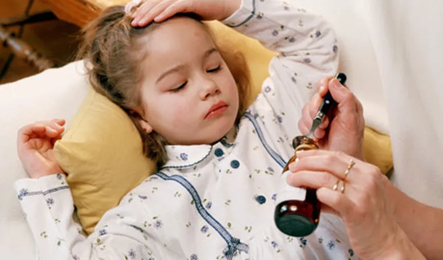 STUDIU: Jumătate dintre părinţi tratează durerea şi febra copiilor cu medicamente nepotrivite vârstei lor