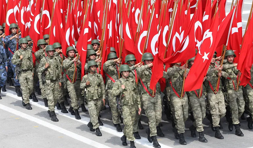 Vicepremierul turc afirmă că singurul rol al armatei este să apere Turcia