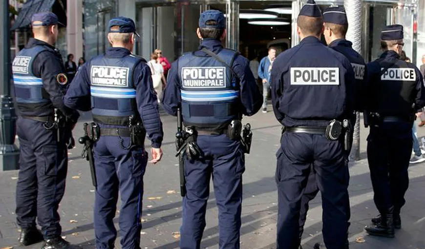 Franţa: Un elev de liceu şi-a înjunghiat o colegă de mai multe ori