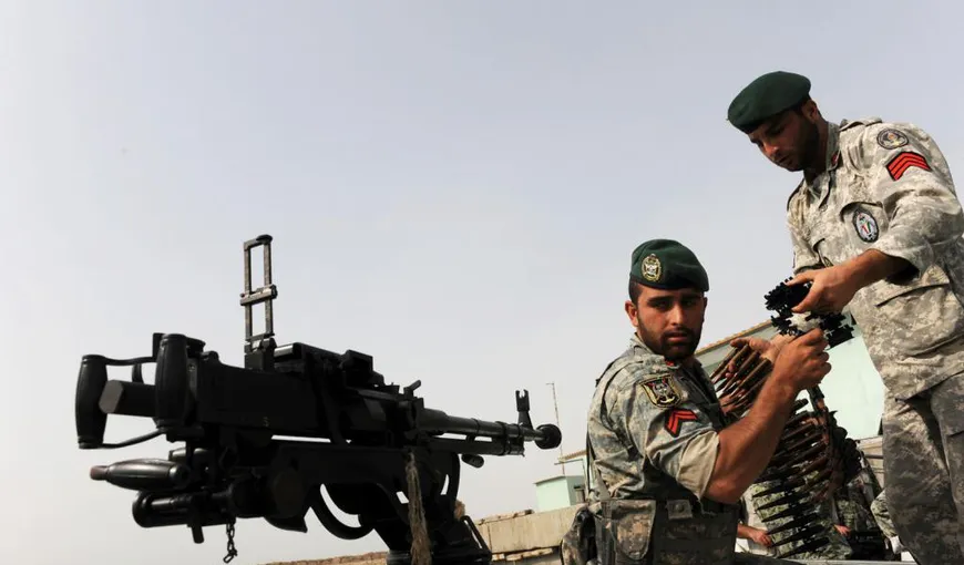 Militarii iranieni au ameninţat cu doborârea avioanelor americane care patrulau în Golful Persic