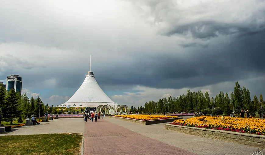 Nor SPECTACULOS pe cerul Kazahstanului! Imaginea a fost numită „Ochiul lui Dumnezeu”