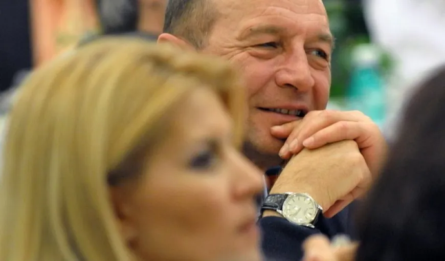 Elena Udrea, dezvăluiri despre Traian Băsescu: „Umblă în geantă cu o psaltire de la mine”