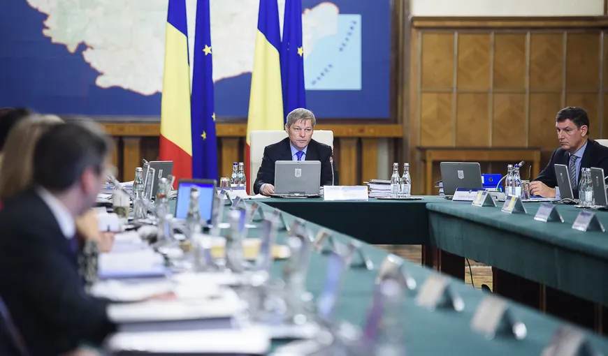 Dacian Cioloş a cerut rapoarte complete, până luni, despre împuşcarea ursului din Sibiu