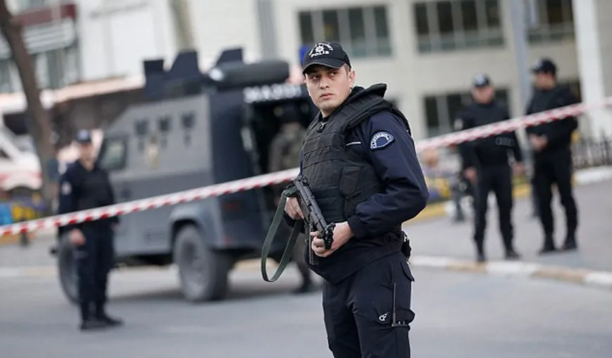 Turcia: Doi terorişti kamikaze s-au aruncat în aer când poliţia a vrut să îi aresteze