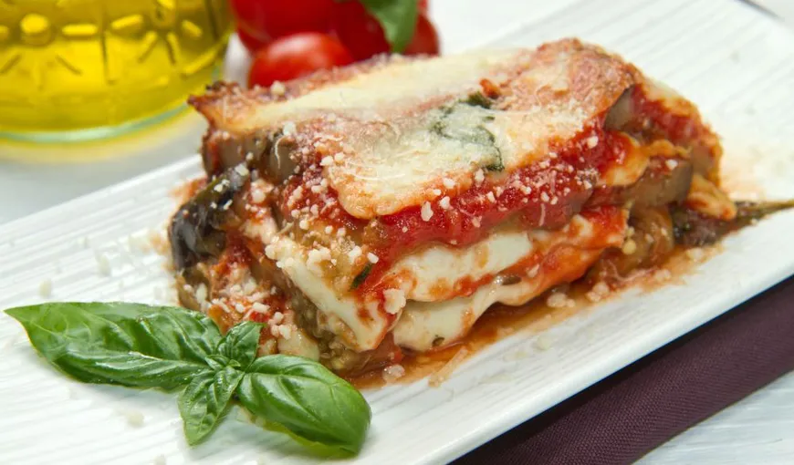 Cea mai simplă lasagna cu vinete. Reţeta lui Jamie Oliver
