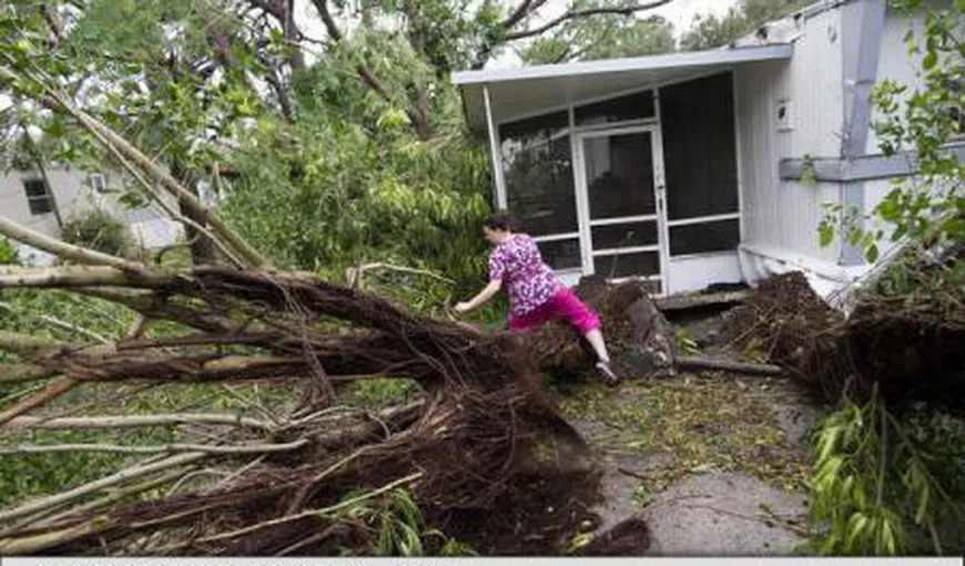 Aproximativ 600.000 de locuinţe au rămas fără curent electric în Florida din cauza uraganului Matthew