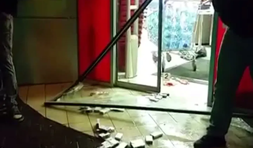 Un supermarket din Constanţa, spart de hoţi. Poliţiştii au intervenit de urgenţă VIDEO
