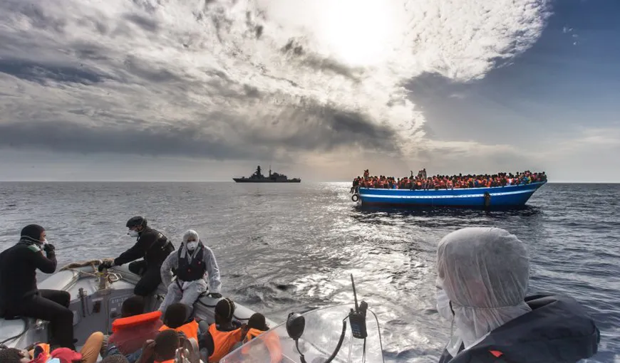 Criza imigranţilor: Peste 6.000 de migranţi au fost salvaţi din Mediterana într-o singură zi