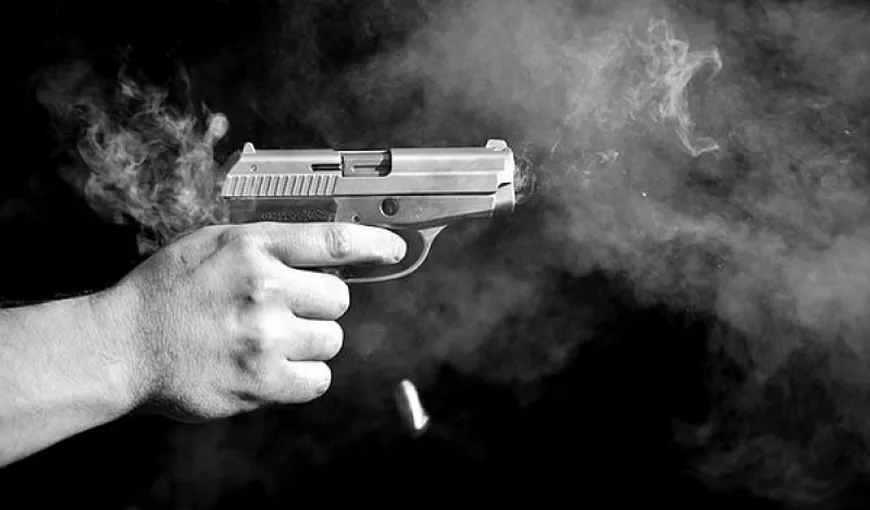 Focuri de armă în Capitală. Trei albanezi suspectaţi de trafic de droguri au fost prinşi de poliţiştii bucureşteni