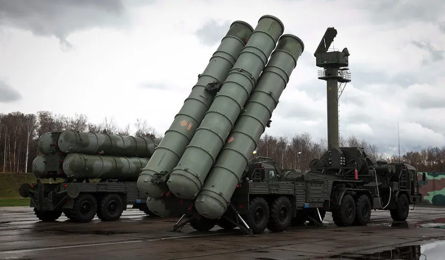 Rusia furnizează Indiei rachete antiaeriene S-400