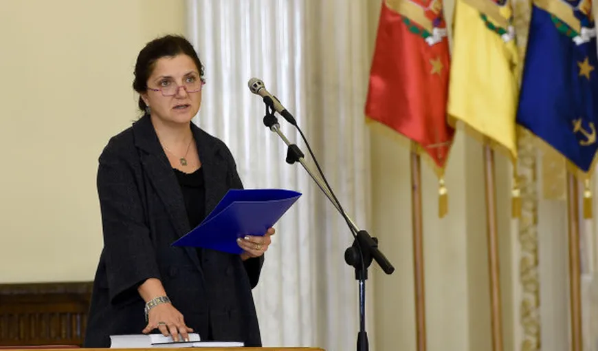 Denunţ împotriva ministrului Raluca Prună, depus la Parchetul instanţei supreme