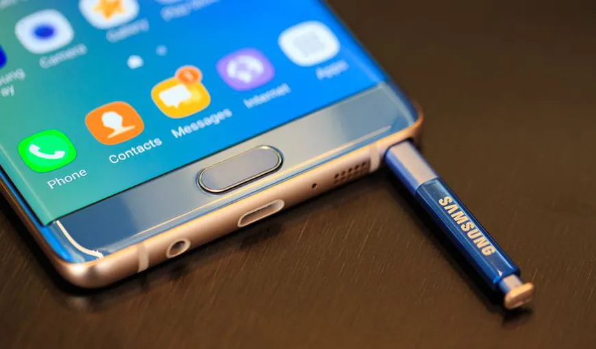 Samsung cere utilizatorilor să îşi închidă telefoanele Galaxy Note 7 din motive din siguranţă