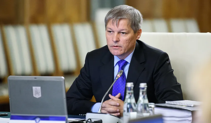 Dacian Cioloş va fi candidatul PNL pentru funcţia de premier. Propunerea, votată în unanimitate de liberali