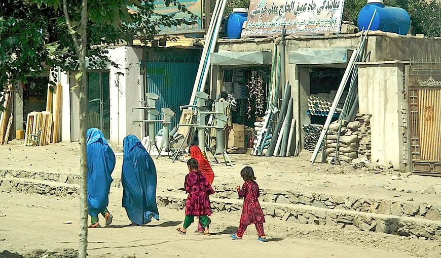 UE i-a promis Afganistanului un ajutor de 13 miliarde de euro
