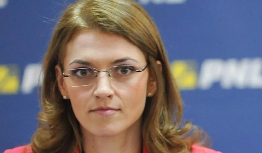 Alina Gorghiu: Singurul nostru adversar din campanie este PSD