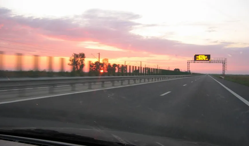 Adolescent dat în urmărire naţională, prins conducând pe Autostrada Soarelui o maşină furată din Jilava