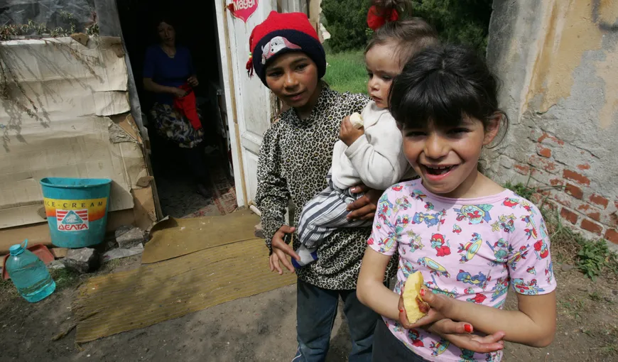 EUROSTAT: Aproape 47% dintre copiii din România sunt supuşi riscului de sărăcie sau excluziune socială