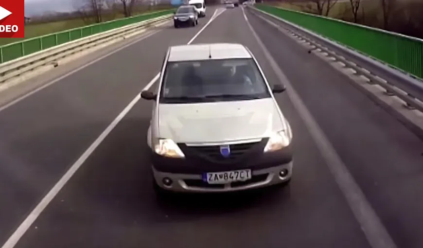 Accident frontal în Slovacia. Şoferul unei Dacia Logan a intrat într-un camion VIDEO