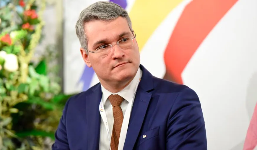Dragoş Pîslaru, despre „pomenile electorale” votate în Parlament: PSD şi ALDE vor să obţină cu orice preţ voturi