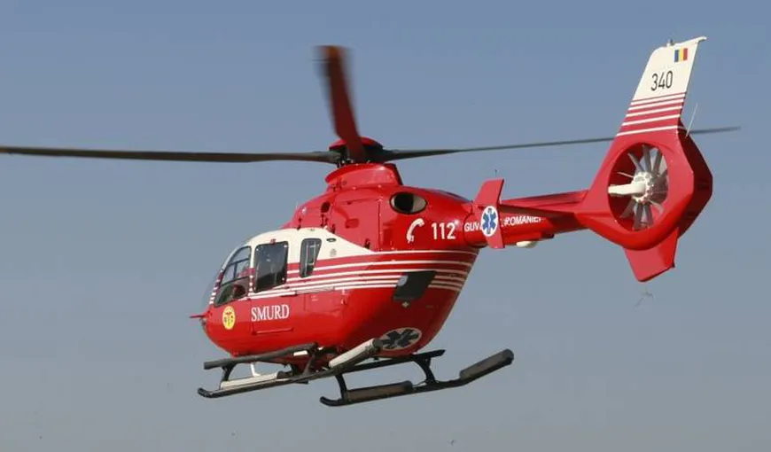 Un copil de 7 ani, transportat cu elicopterul la spital după ce a fost lovit de un cal