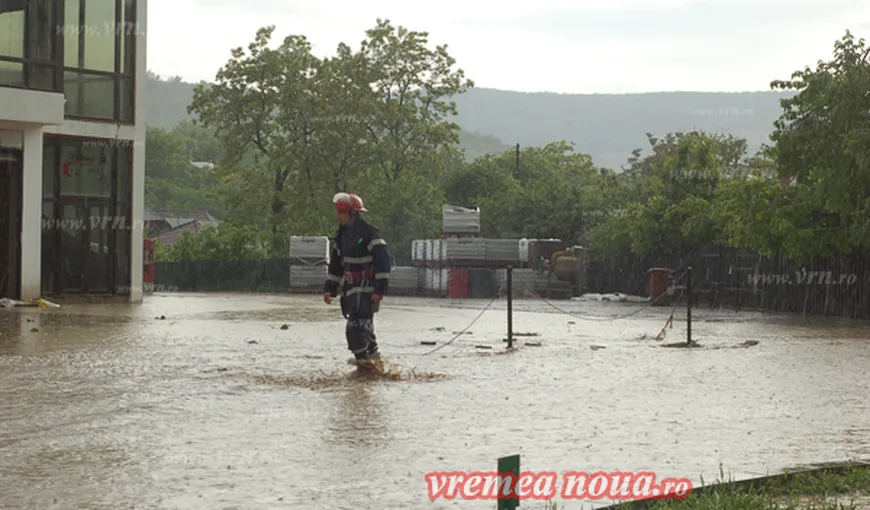 Pagube de 24 de milioane de lei în urma inundaţiilor din Vaslui. Prefectura cere despăgubiri din Fondul de Intervenţii al Guvernului