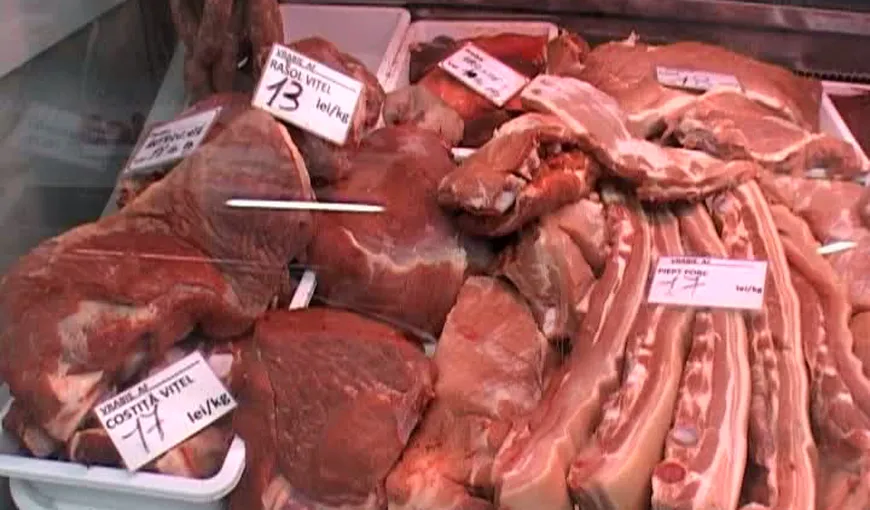 Carne cu E.coli, în magazine. Inspectorii veterinari au descoperit bacteria în carne de mici, caşcaval şi carcasă de ovine
