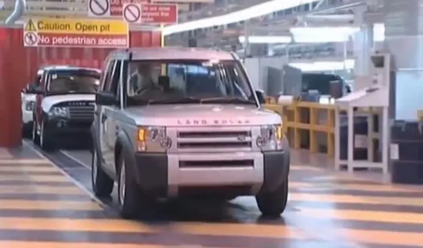 Maşini Land Rover, rechemate în service. Două mărci pot lua foc din cauza unei defecţiuni