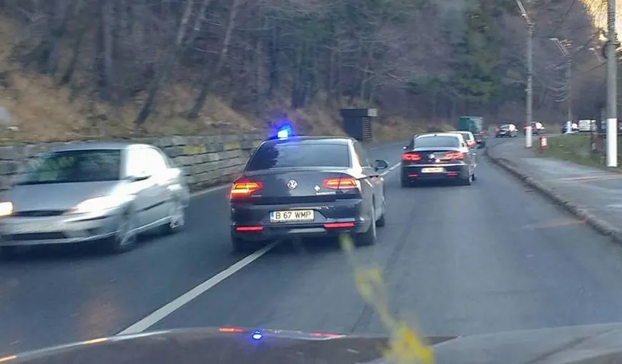 Maşina cu girofar albastru care a creat isterie pe şosele din România. „Am nevoie de AJUTOR”