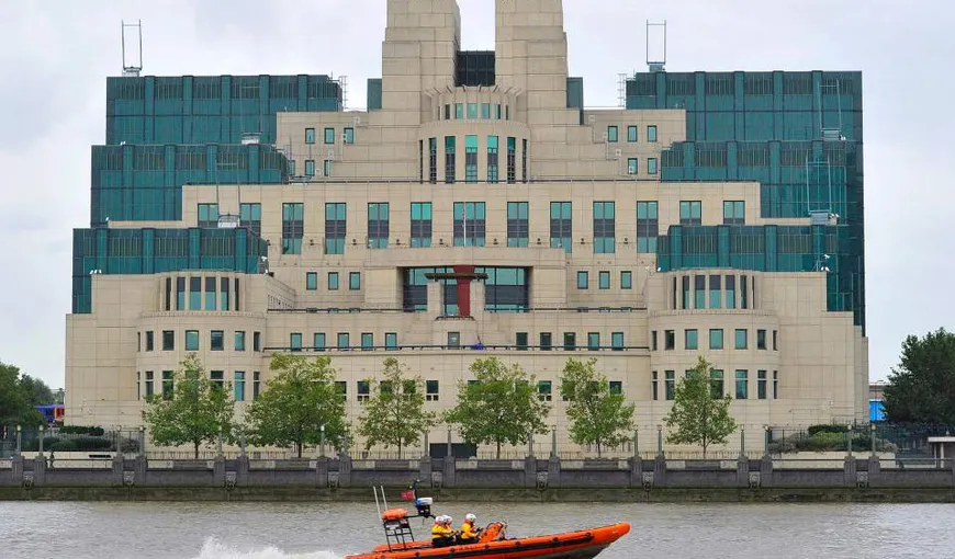 Alertă în centrul Londrei: Pachet suspect, la sediul MI6