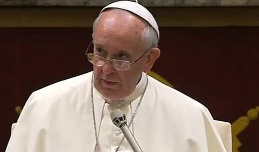 Papa Francisc, despre interdicţia ca femeile să poată deveni preoţi