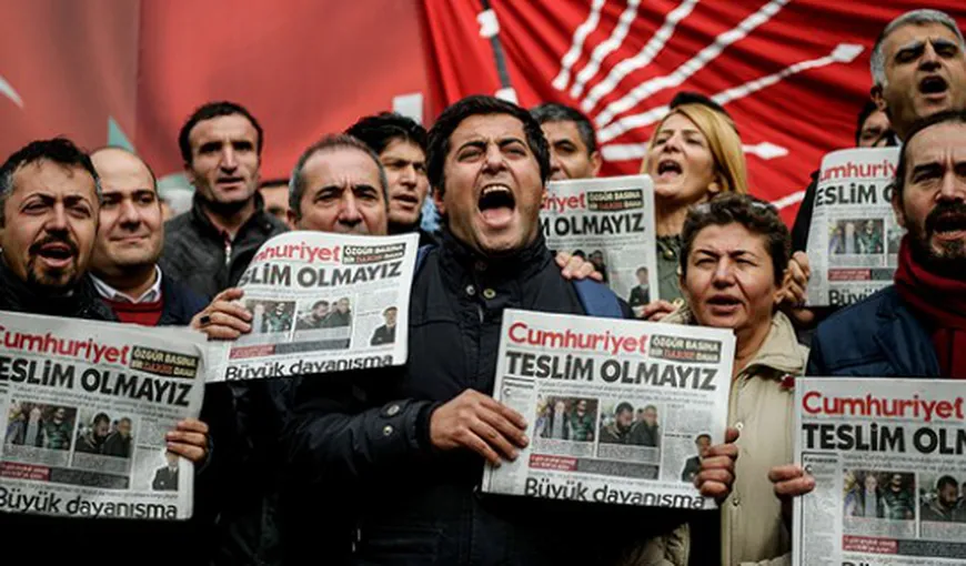 Patronul cotidianului de opoziţie Cumhuriyet din Turcia a fost arestat