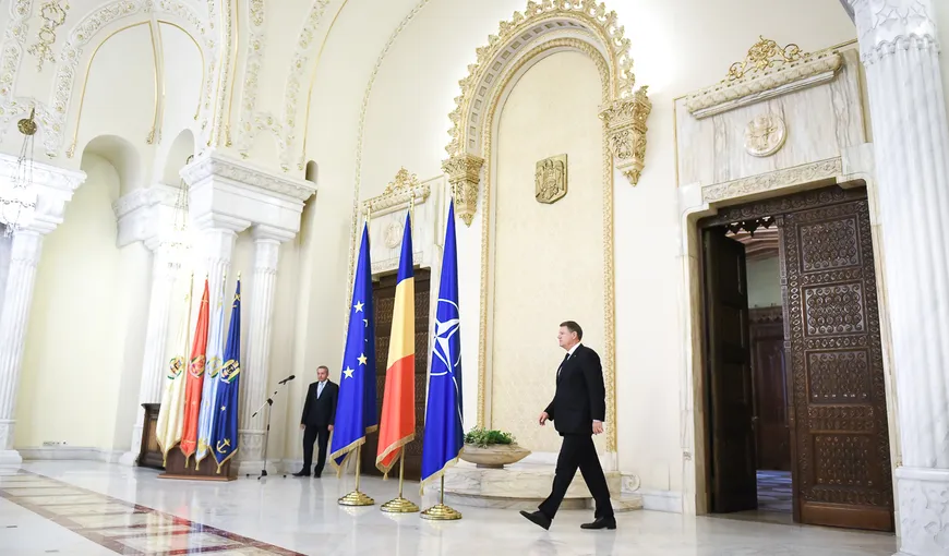 Iohannis i-a decorat pe medicii Vladimir Beliş şi Alexandru Oproiu cu Ordinul „Steaua României” în grad de ofiţer