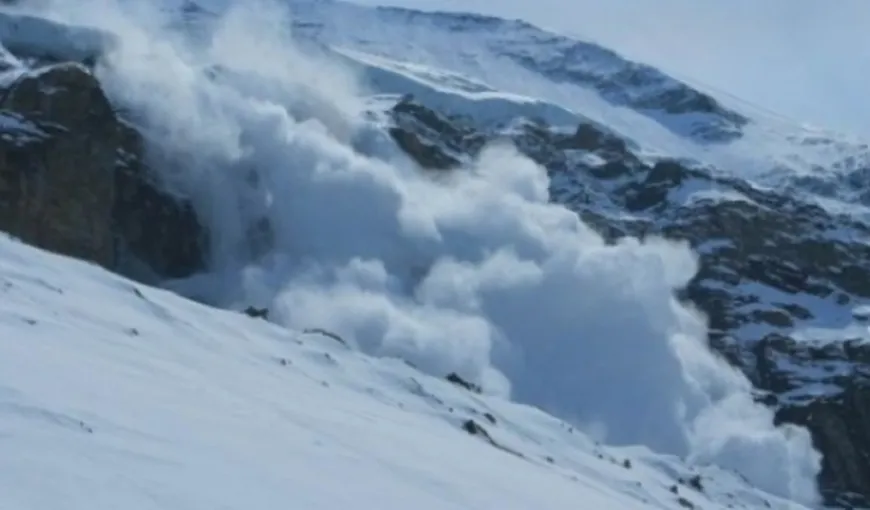 Riscul de avalanşă a crescut la gradul trei în masivele Bucegi şi Făgăraş