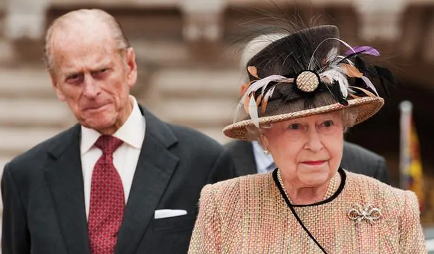 Cuplul regal britanic a plecat cu elicopterul spre reşedinţa de la Sandringham, după o amânare de o zi din motive de sănătate