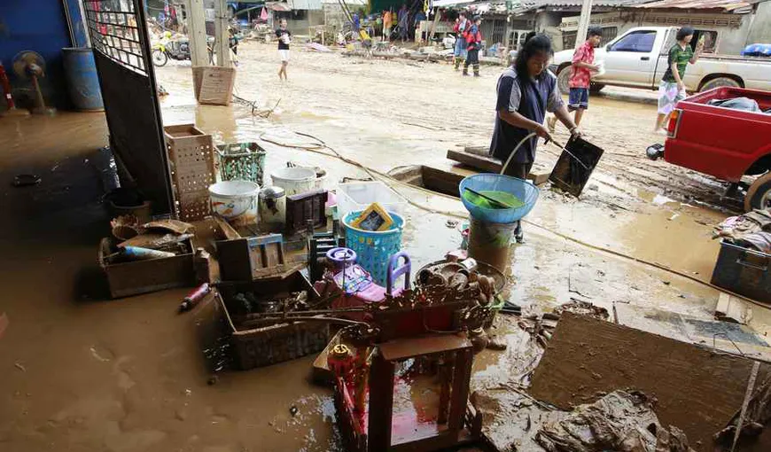 14 persoane şi-au pierdut viaţa în urma ploilor torenţiale care au lovit Thailanda în ultimele zile