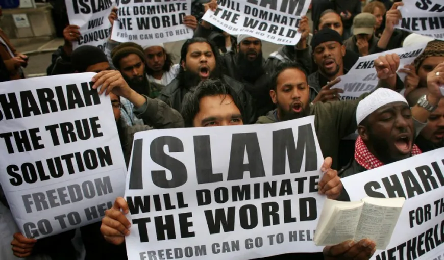 Organizaţii musulmane promovează islamul fundamentalist în Germania