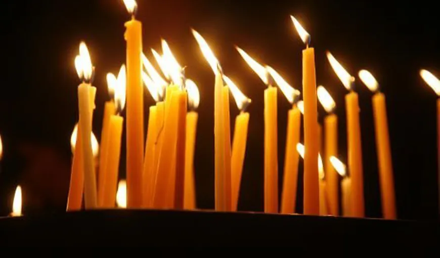 O aplicaţie prin intermediul căreia se pot aprinde lumânări la biserică printr-un clic de pe telefonul mobil câştigă teren