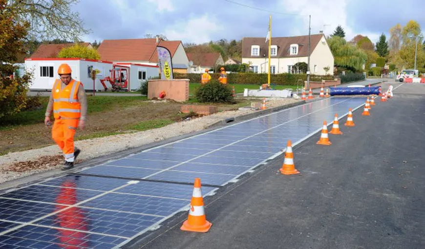 Premieră tehnologică. În Franţa a fost inaugurată prima stradă solară din lume