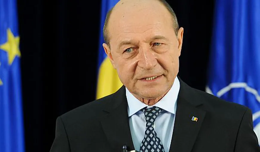 Băsescu: Magistraţii vor să-i ţină în lesă pe politicieni arătându-le cătuşele