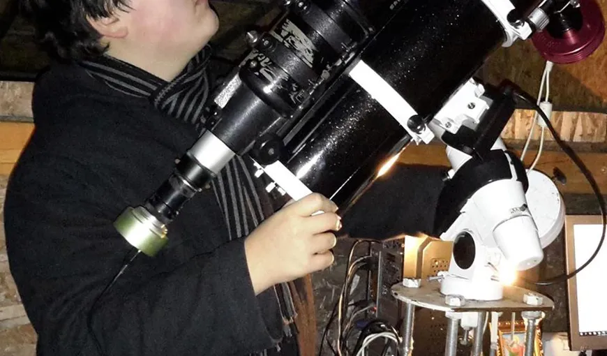 Un elev de 16 ani a făcut o descoperire uluitoare. Ce a văzut adolescentul când s-a uitat prin telescop