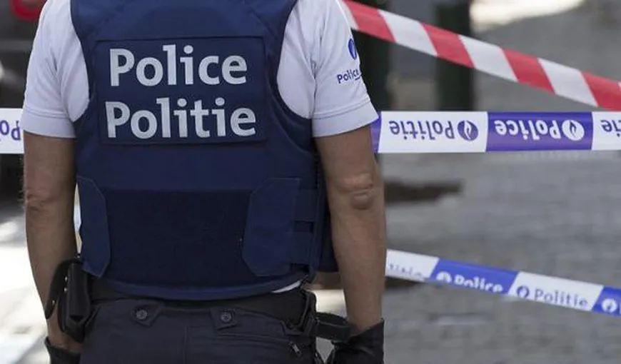 Accident grav în Franţa: Nouă oameni au fost răniţi după ce un autobuz britanic a intrat într-un stâlp de beton