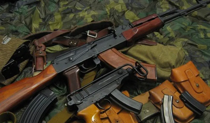 Guvernatorul Istanbulului: Teroriştii de la Izmir aveau arme AK-47 şi grenade